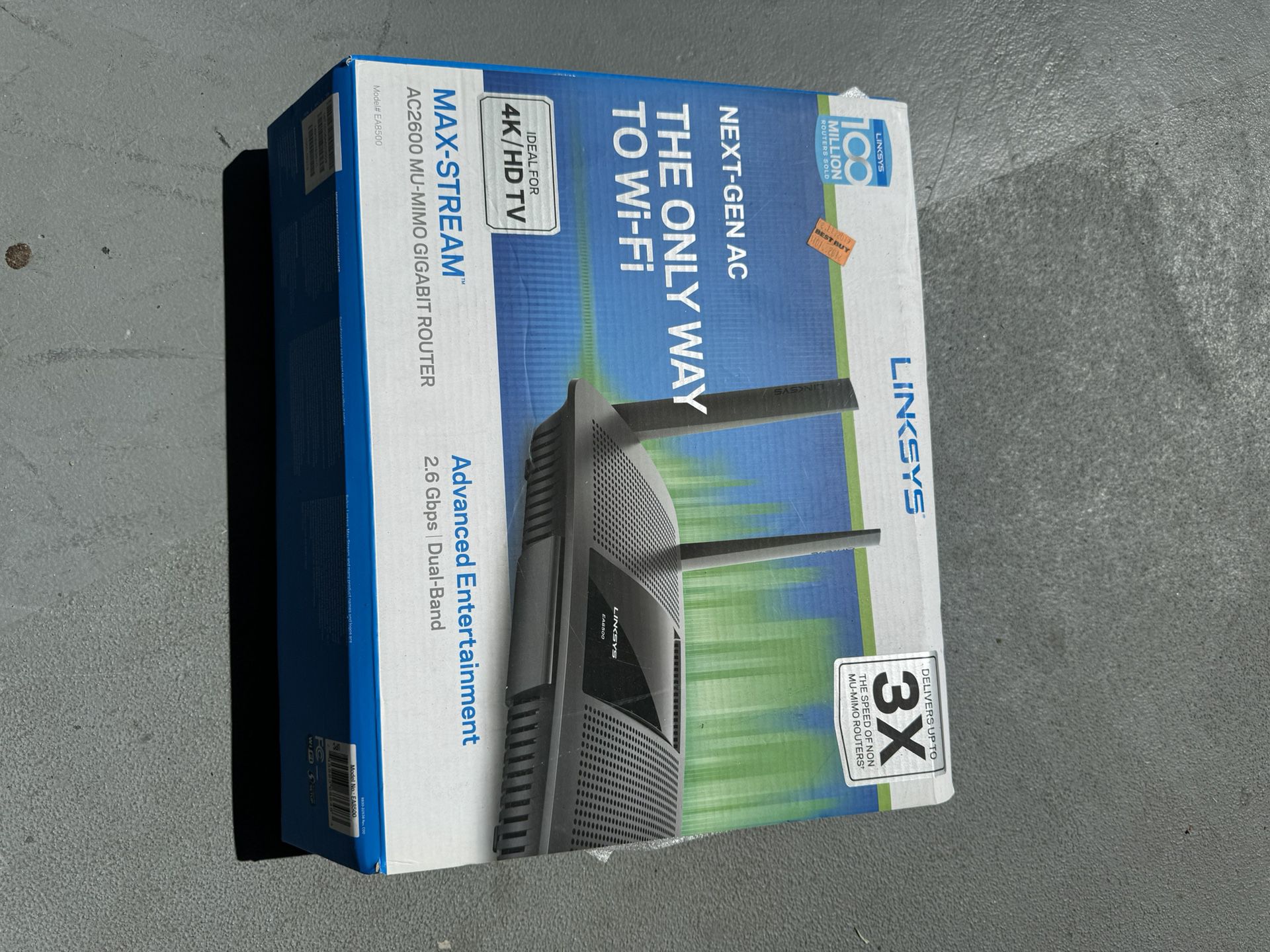 LINKSYS Internet Router