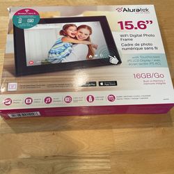 New WiFi Digital Photo Frame 15.6 inch