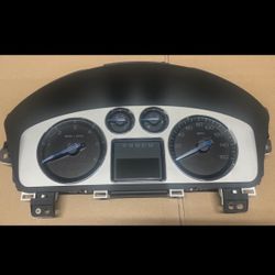 Escalade Cluster