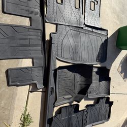 Chevy Traverse All Weather Floor mats 2018 And Up 