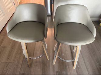 Bar chairs