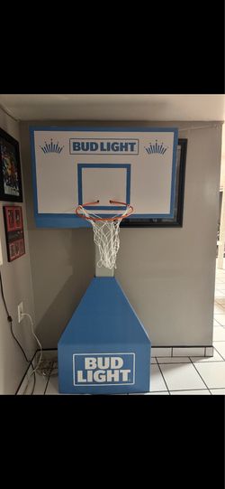 Corrugated basketball rim display