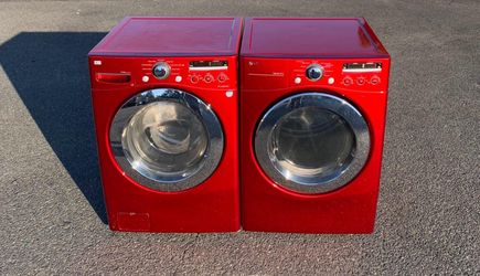 LG  WASHER AND DRYER SET.