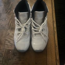 Jordan 11s