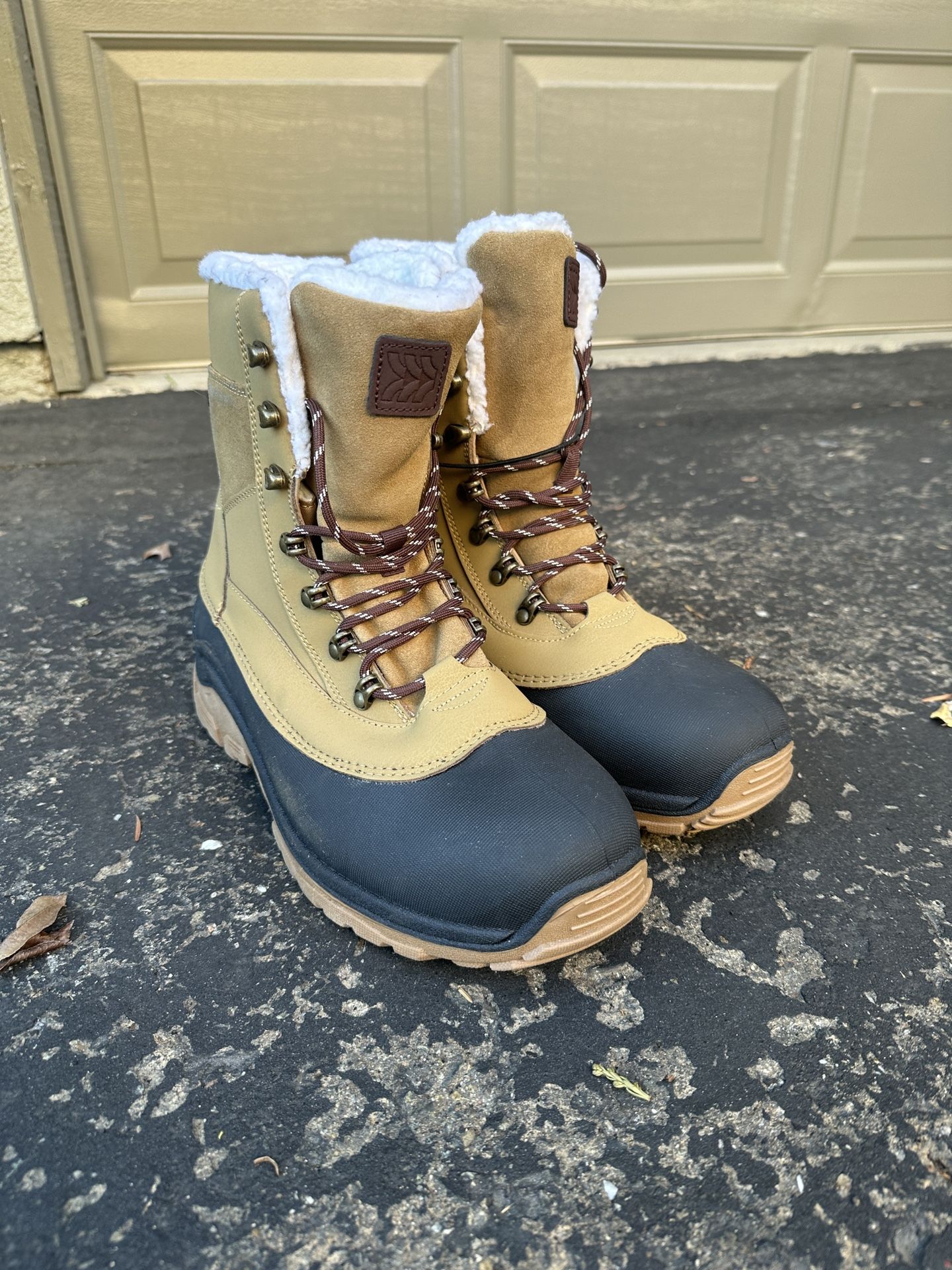 Men Boots With Faux Fur