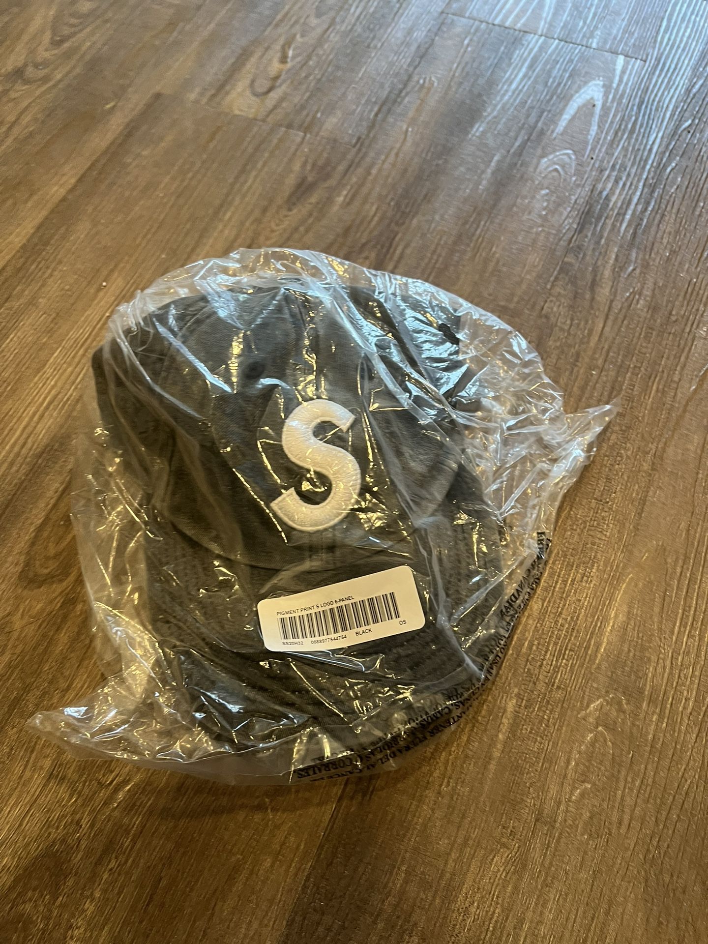 Supreme Pigment Print S-Logo