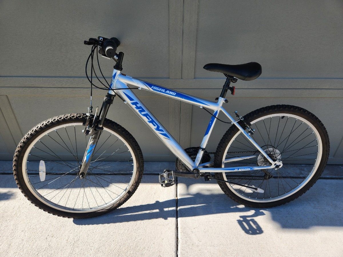 bike - Hufffy
wheel : 26"
Hi Ten steel
3x7= 21 shift gear (may need tuning)