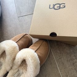 UGG Platform Slipper Disquette