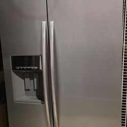 Whirlpool Stanless Steel Frindge