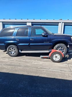 2005 Cadillac Escalade