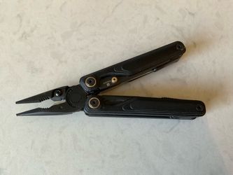 Leatherman wave alpha