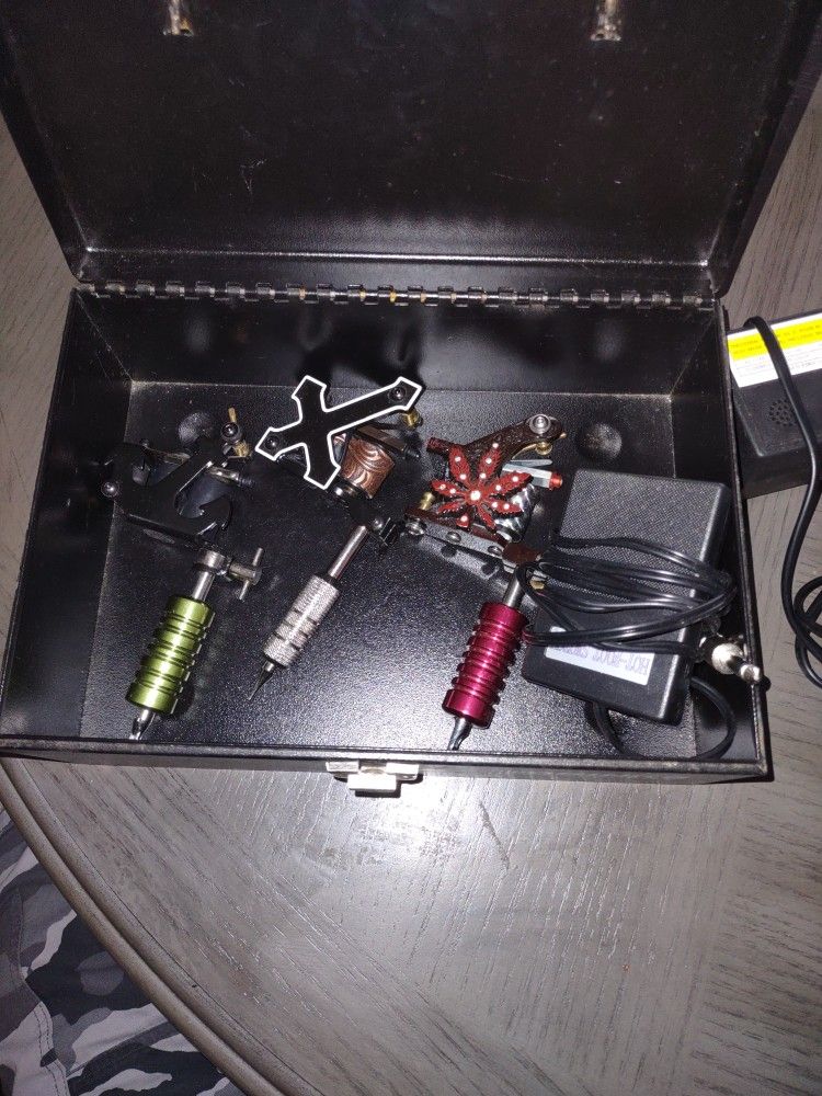 3 Tattoo Machines , 1 Liner And 2 Shade