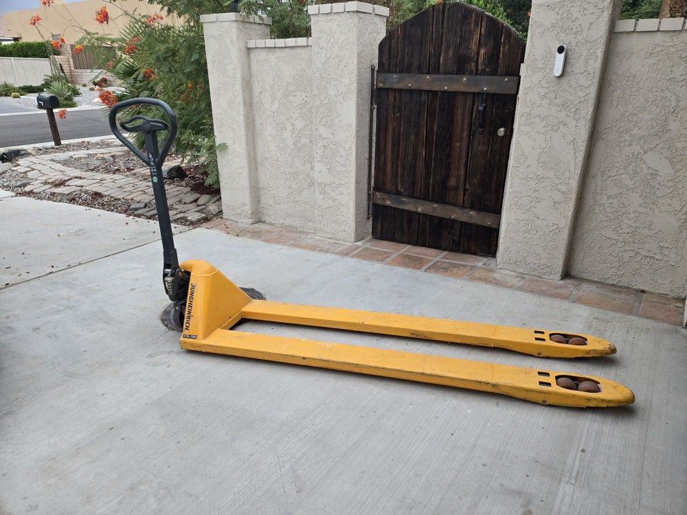 Pallet Jack