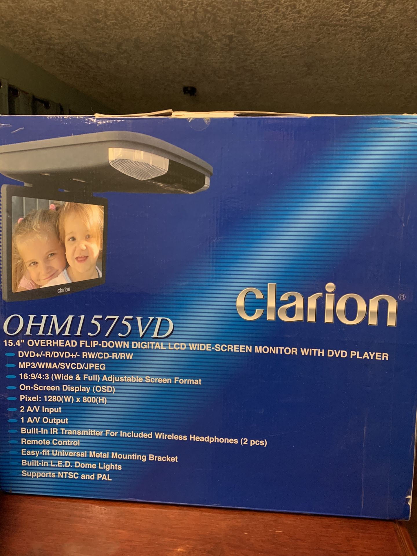 Wide screen monitor with DVD Player