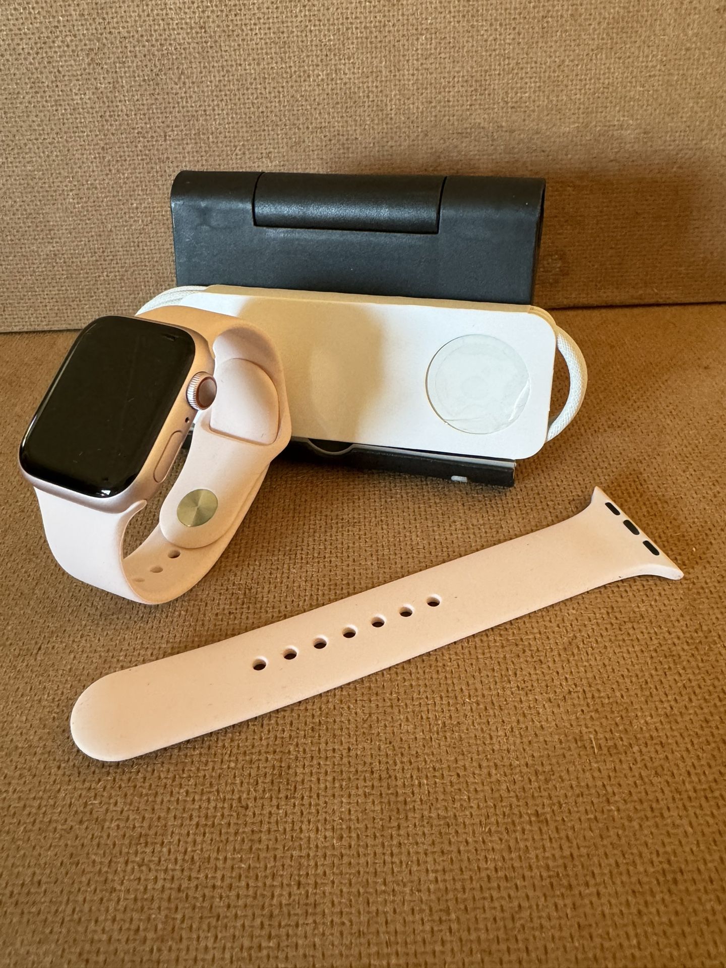 Apple watch series 9 41mm pink gps + cellular
