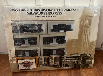 1996 Harley-Davidson "Milwaukee Express" H.O. Scale Train Set