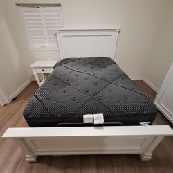 Complete Bedroom Set with Adjustable Bed