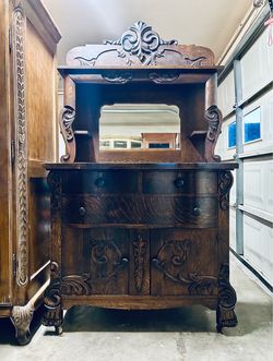 Antique Victorian Carved Tiger Oak Wood Buffet with Mirror
