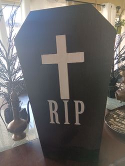 Wood coffin box