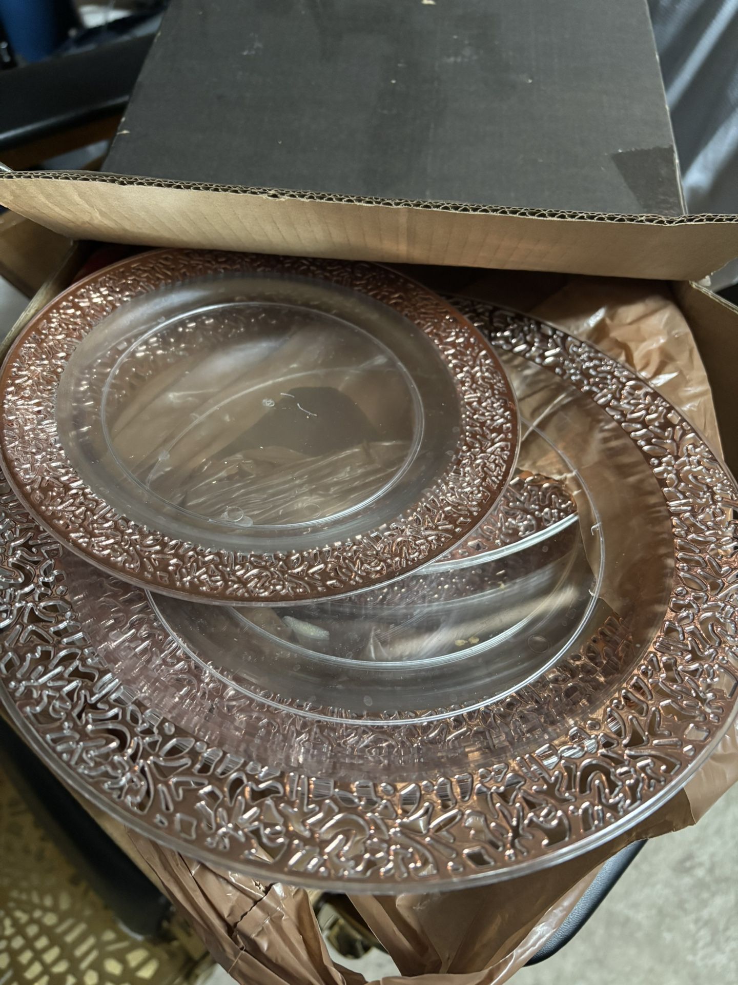 Rose Gold Rim Plastic Dinner Plates And 45 Blush Reusable Napkins