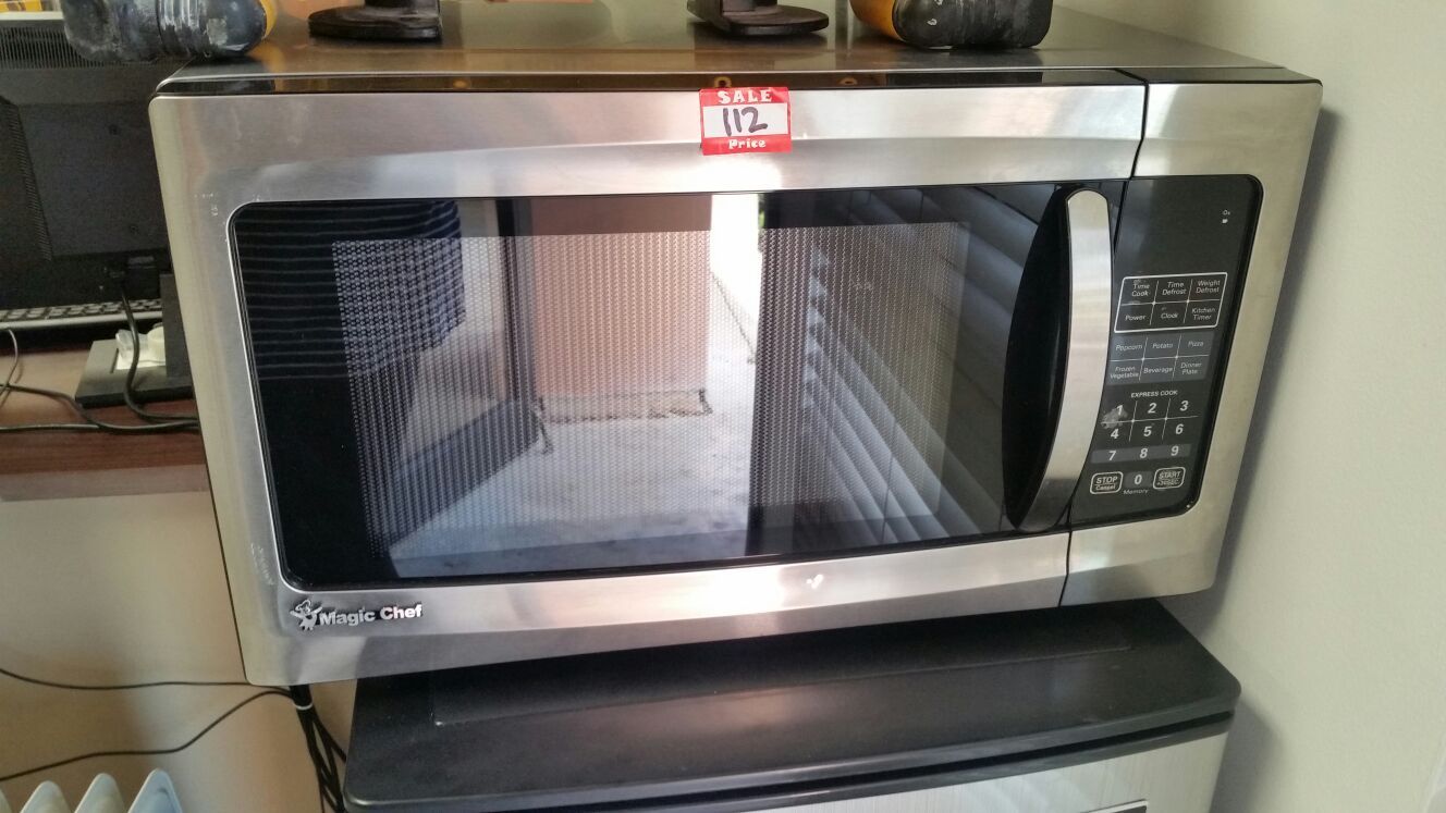 New magic chef stainless steel microwave 1.6 cu ft