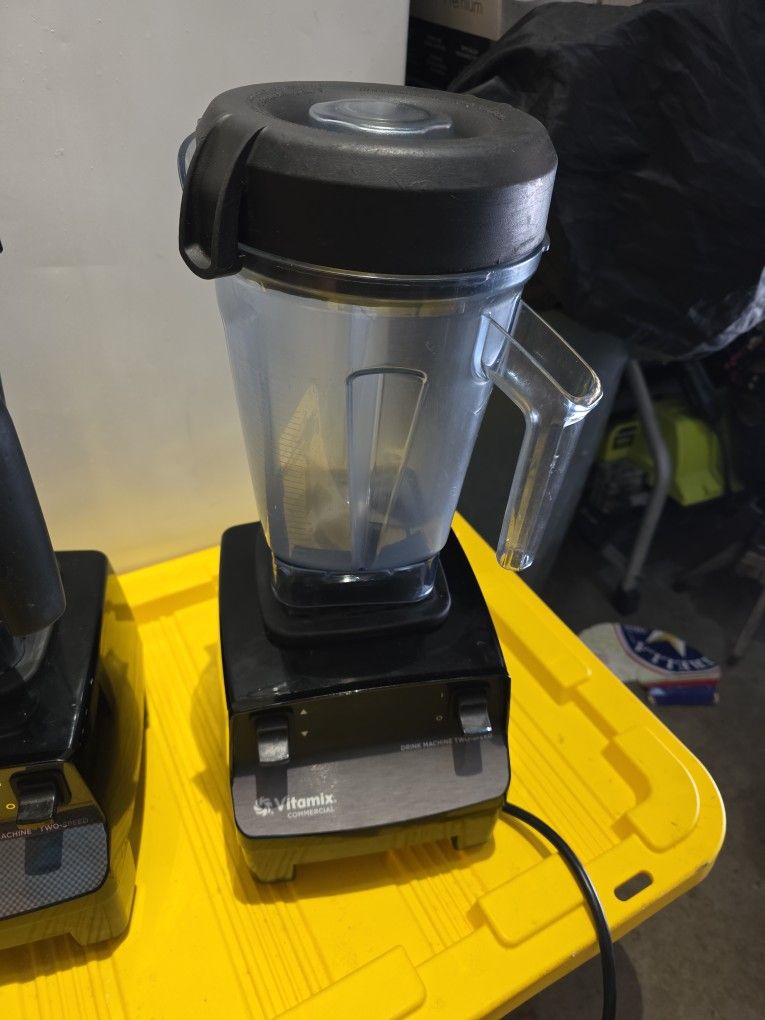 Vitamix Drink Machine Two Speed Commercial 250 Dls