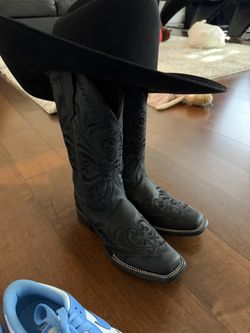Leather  Boots And Cowboy Hat 