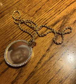 Picture charm necklace