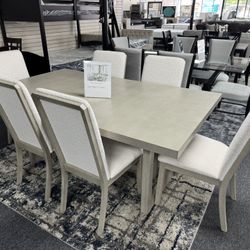 Dining Table Set. 🚚WE DELIVER🚚