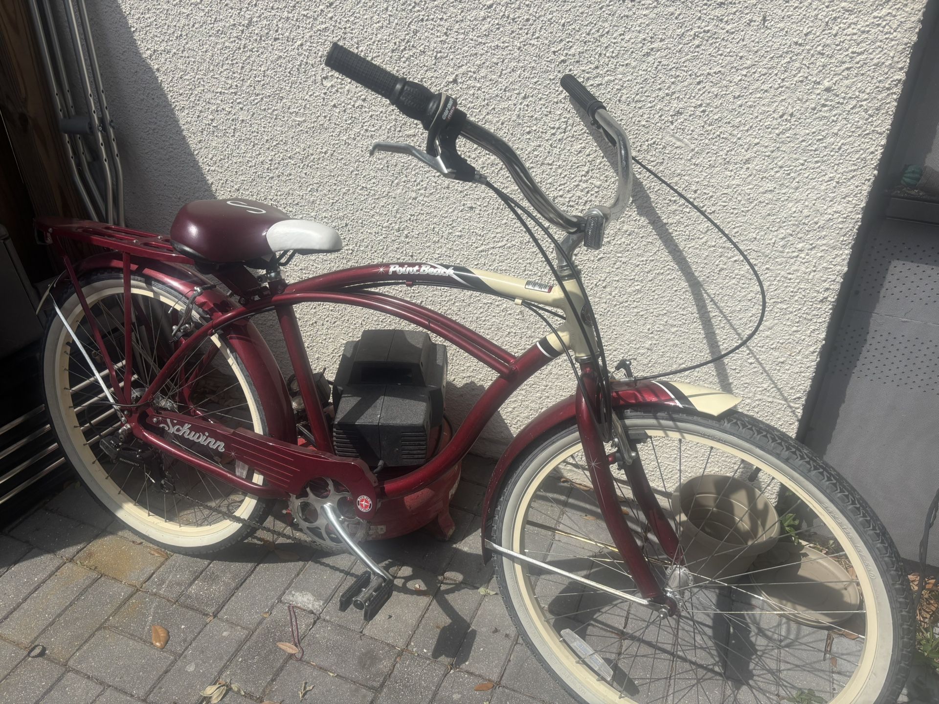 Schwinn Point Beach 26in Men's Cruiser Bicycle
