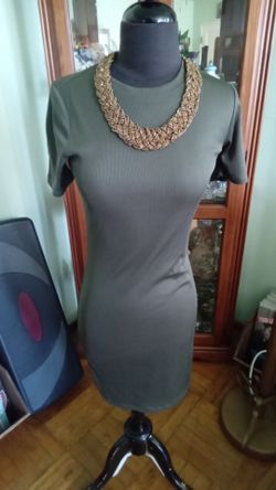 Women dress Size Small From Forever 21
