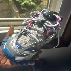 Balenciaga track