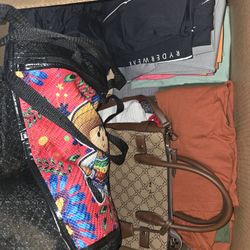 DE-CLUTTERING GOODS!
