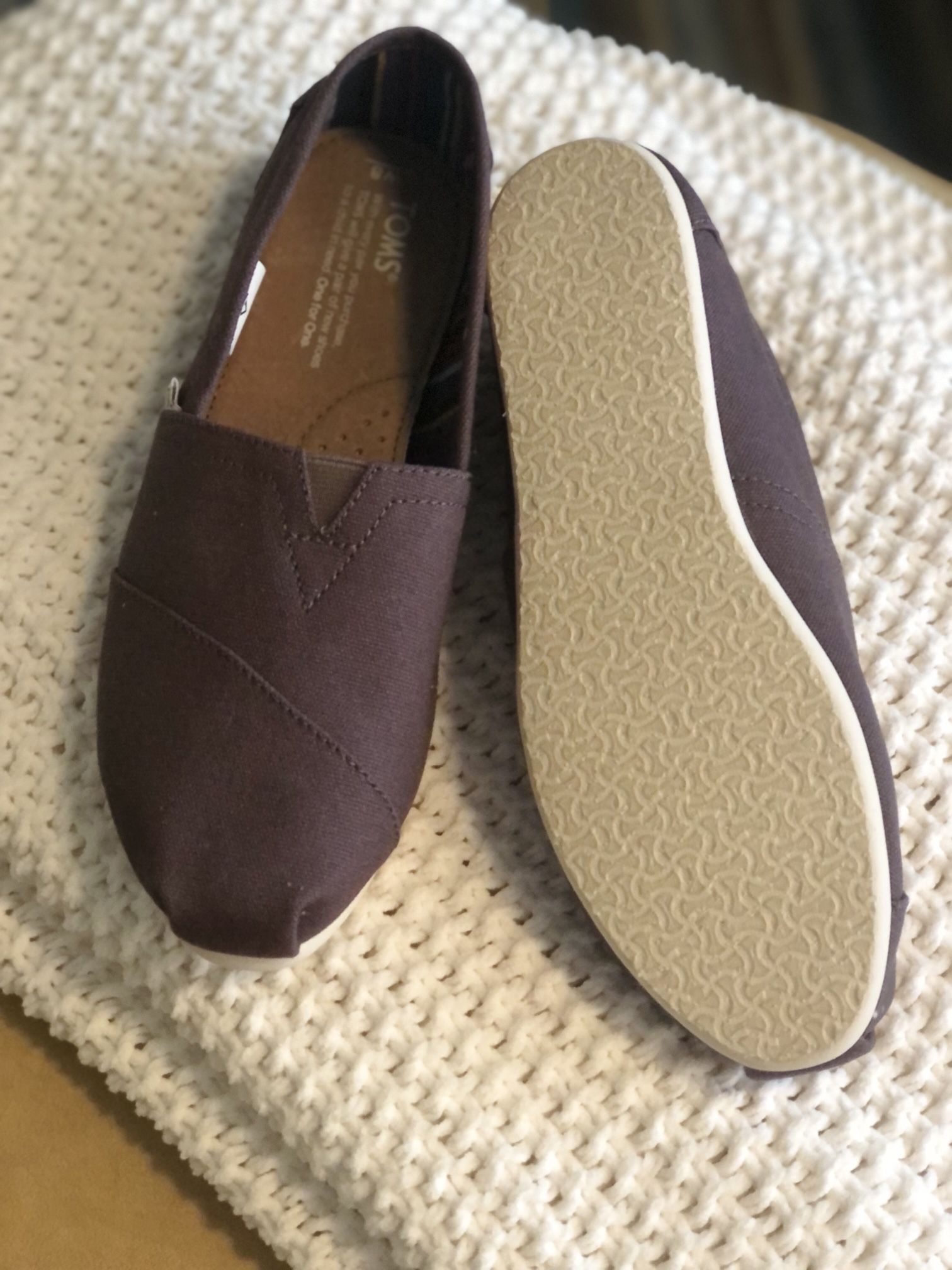 Toms - Woman’s Classic Canvas Classic Flats