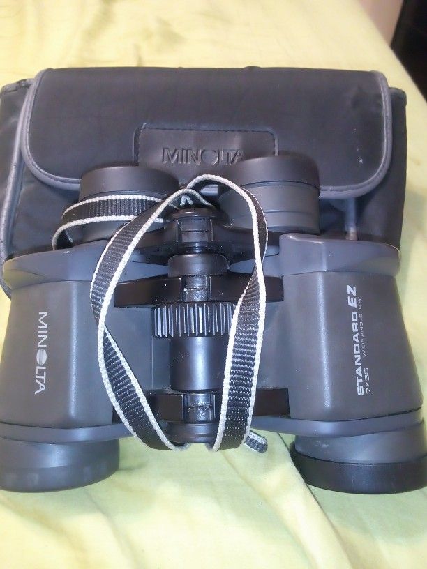 Binoculars*See Description 
