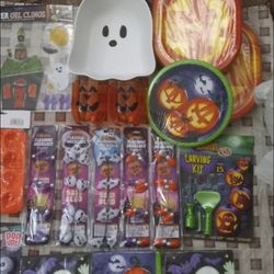 New Unopened Sealed All Kind Of Halloween Decorations And Supplies So You Don't Have To Buy Them Next Year All For $20 some items are not displayed