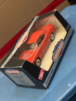 Ertl American Muscle 1969 Camaro SS396 1/18 Scale Die Cast