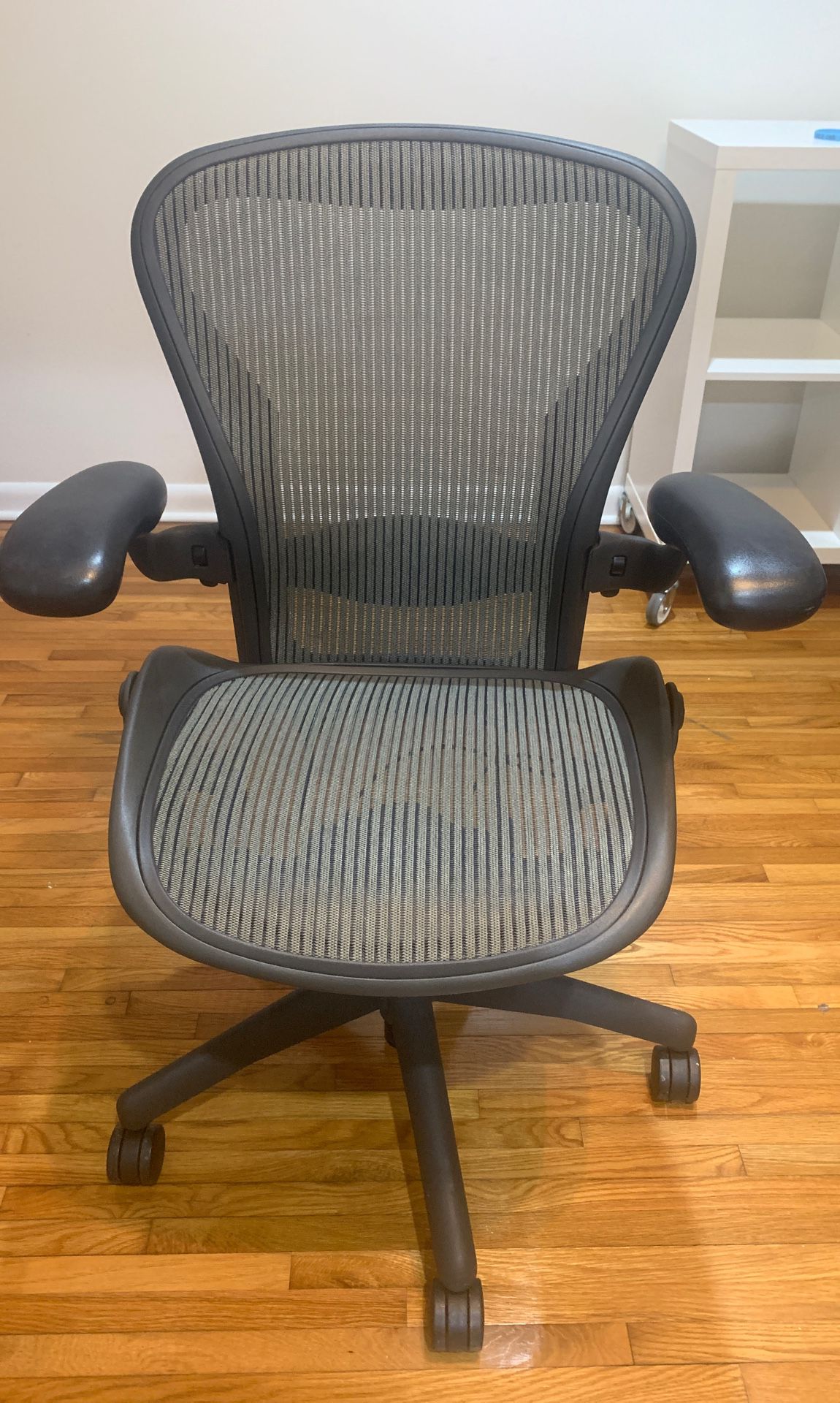 Office chair with adjustable features