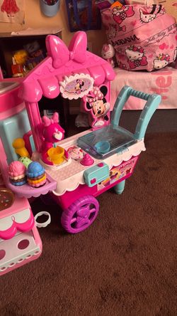 Miinie Mouse Ice Cream Cart