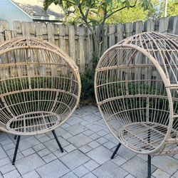 Egg Chairs 