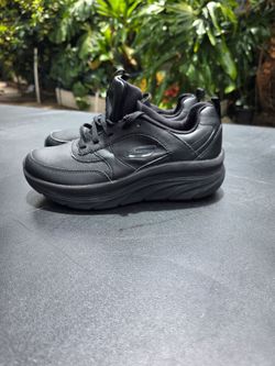 SKETCHERS WORK SHOES