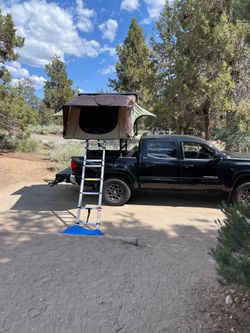FIBERGLASS CASE ROOFTOP TENT