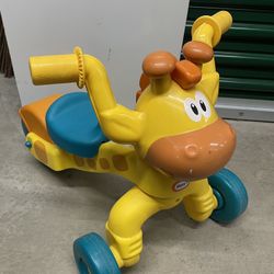 Little Tikes Go and Grow Lil' Rollin' Giraffe 