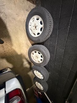 245/70/16 rims and Tires