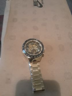2017 Winner Jagagar Watch Metal strap Gold Dial