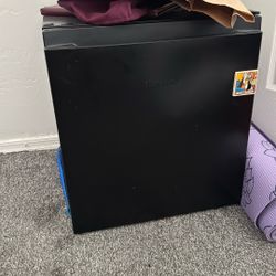 Mini fridge for sale very cheap
