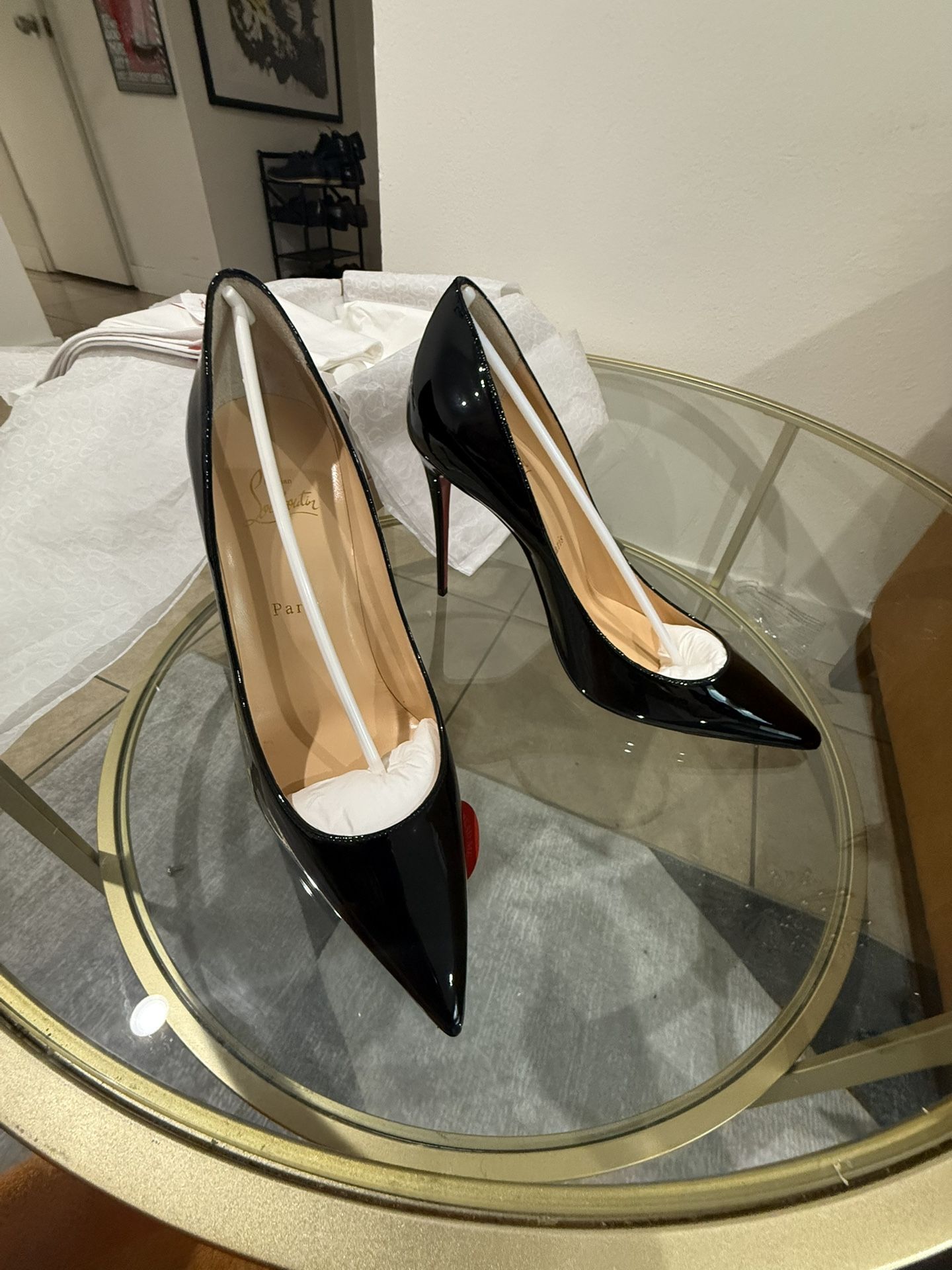Christian Louboutin Hot Chick Heel $300 39.5