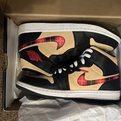 Jordan 1 Mid