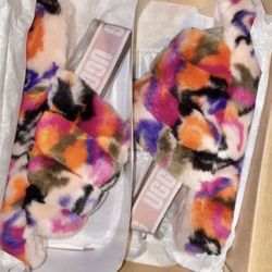 Ugg Camo Slides Size 7 Used Perfect Condition $70