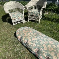 Old Wicker Furniture 